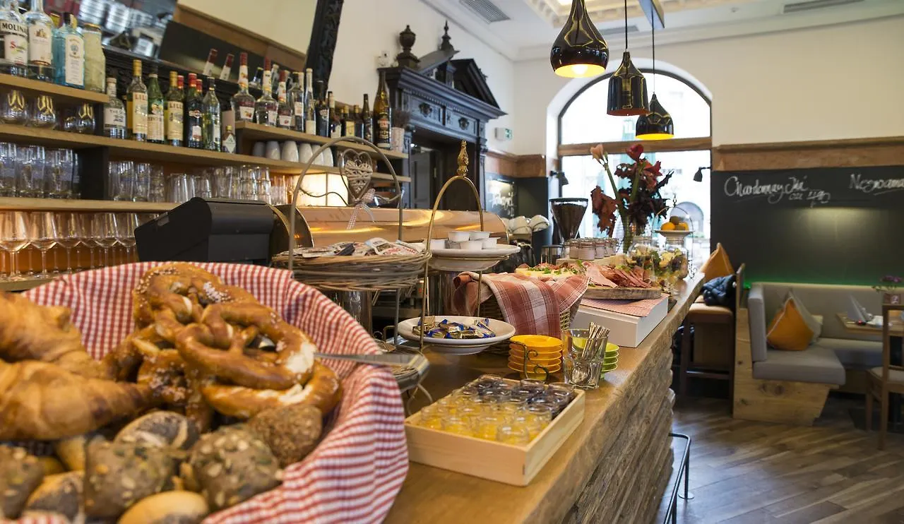 Hotel Am Markt München 3*,
